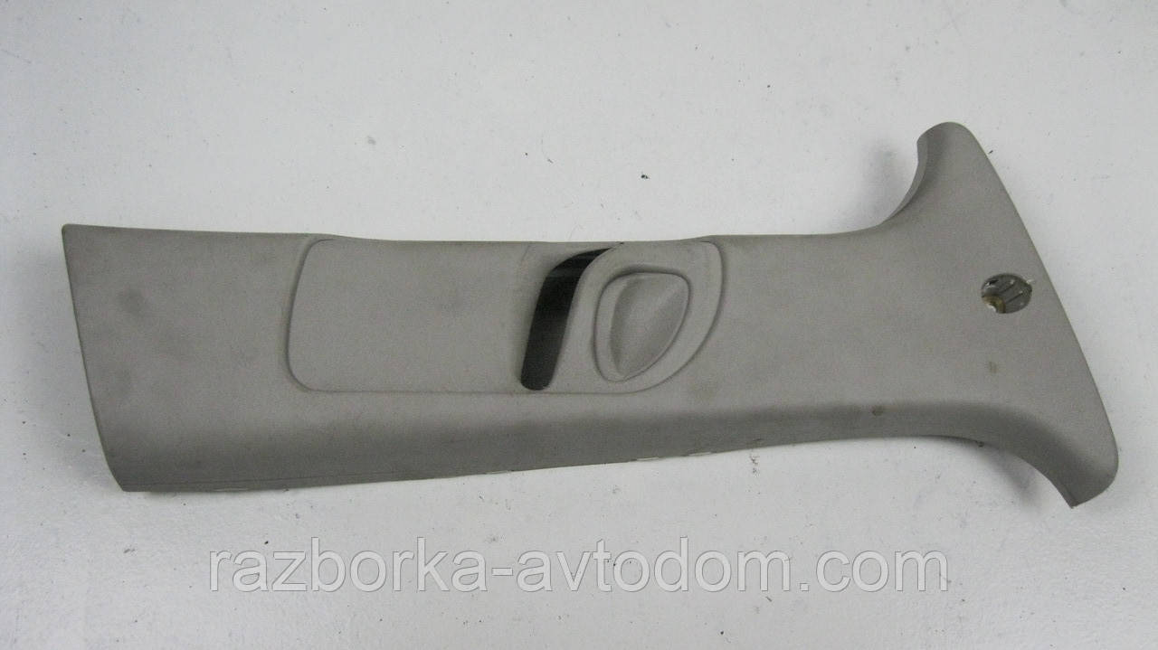 Обшивка центральної правої стійки верхня Opel Corsa C (2000-2012) OE:09114804