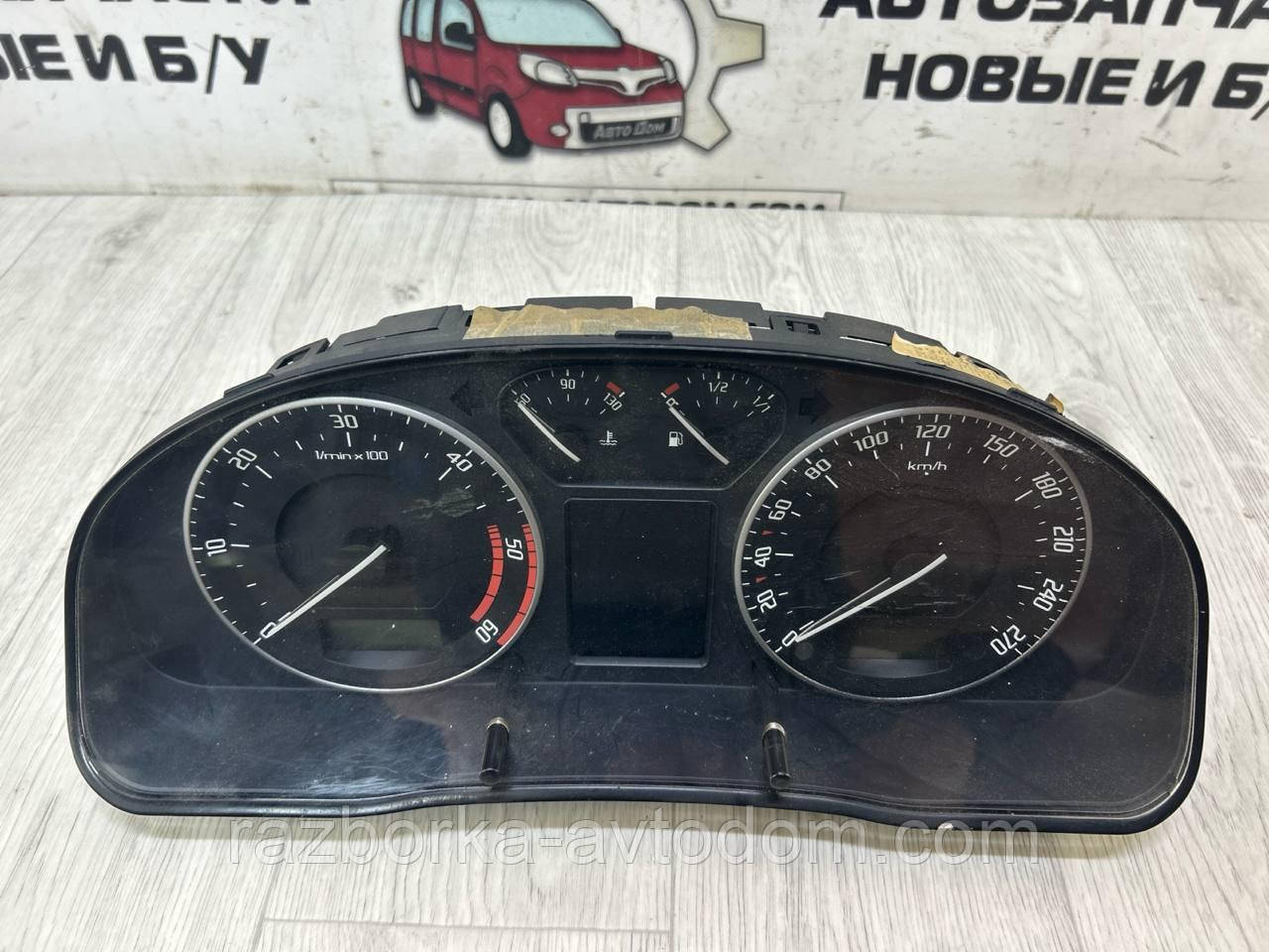 Панель приладів (Щиток) Skoda Superb 2001-2008 1.9TDI 2.0TDI OE:3u0920842d