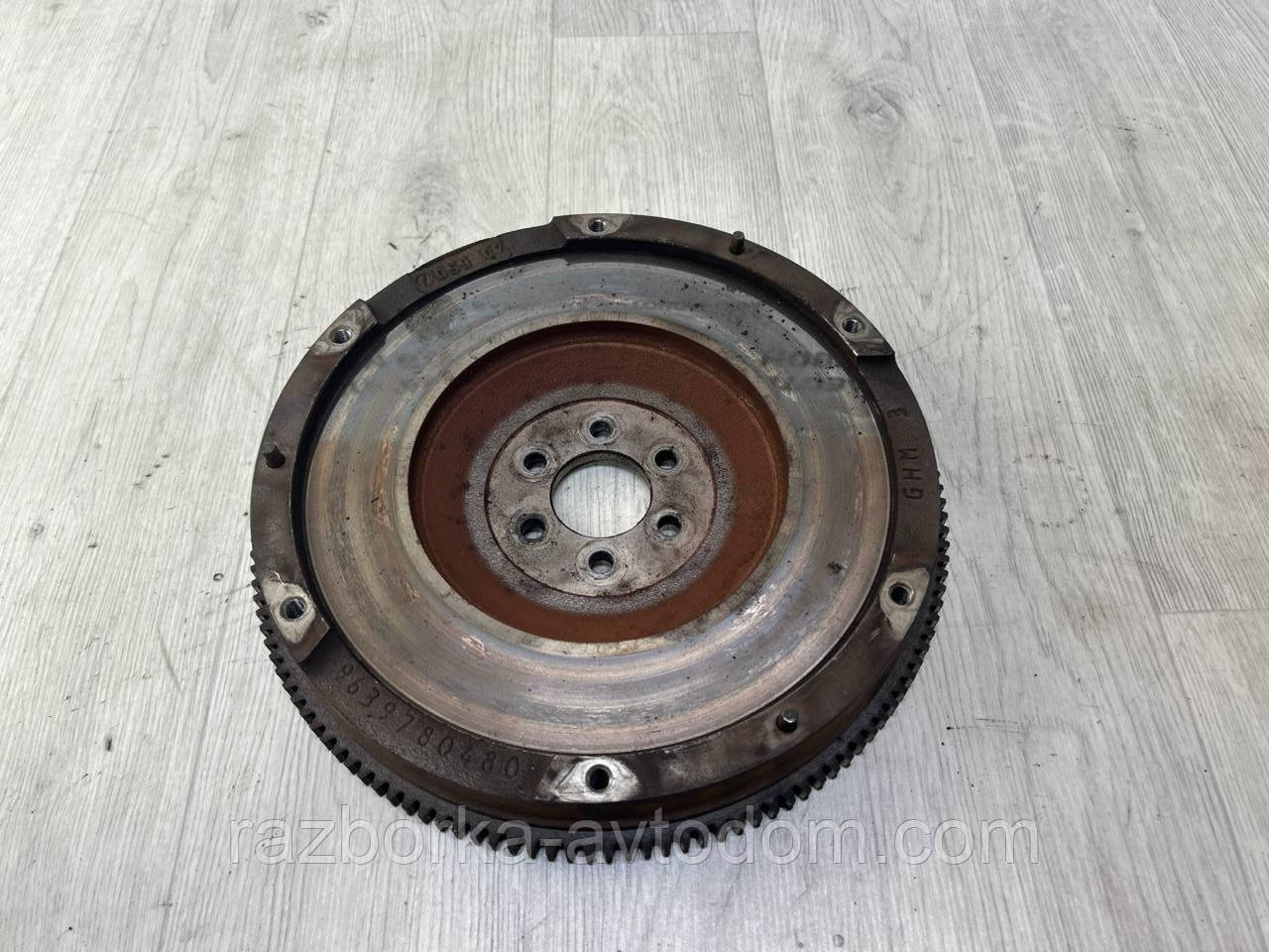 Маховик одномасовий 1.6HDI Citroen Berlingo (03-), C4, Xsara-picasso, Scudo (07-) OE:9639780480