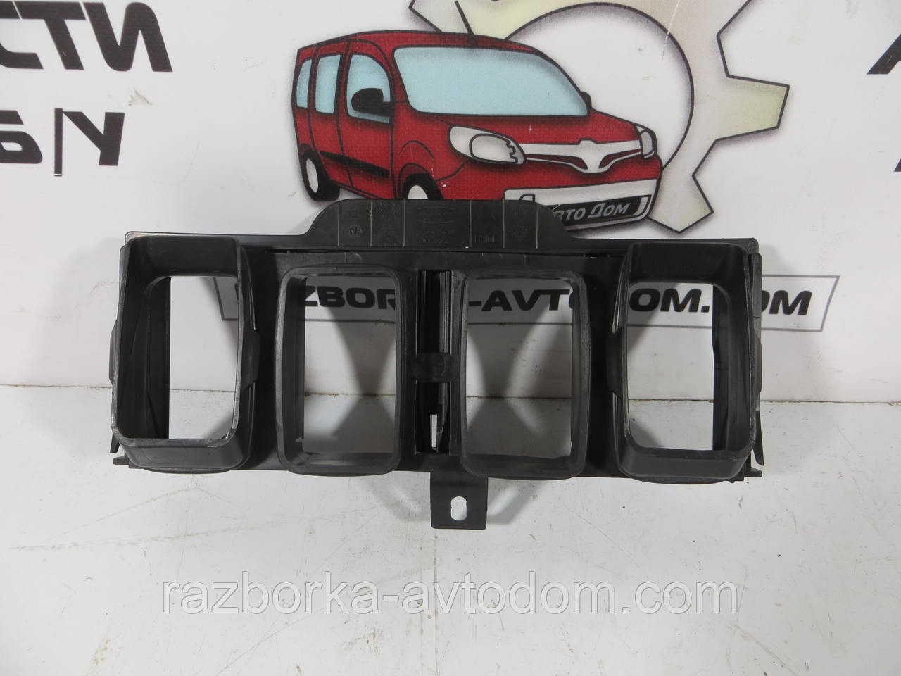 Пластик панелі (пластик до печі) Citroen Berlingo B9 (2008-2018) OE: 9659804880