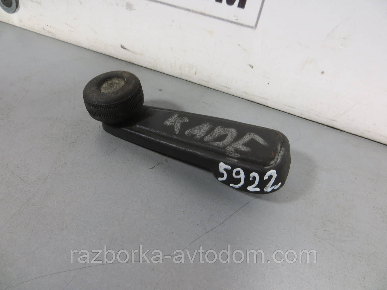 Ручка склопідіймача Opel KADETT E, CORSA A, ASCONA C OE:90186641