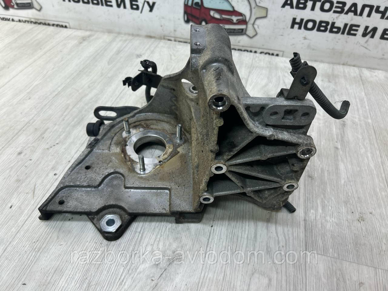 Кронштейн кріплення тнвд 1.9DTI Opel Zafira B, Astra H, Vectra C OE:55187918