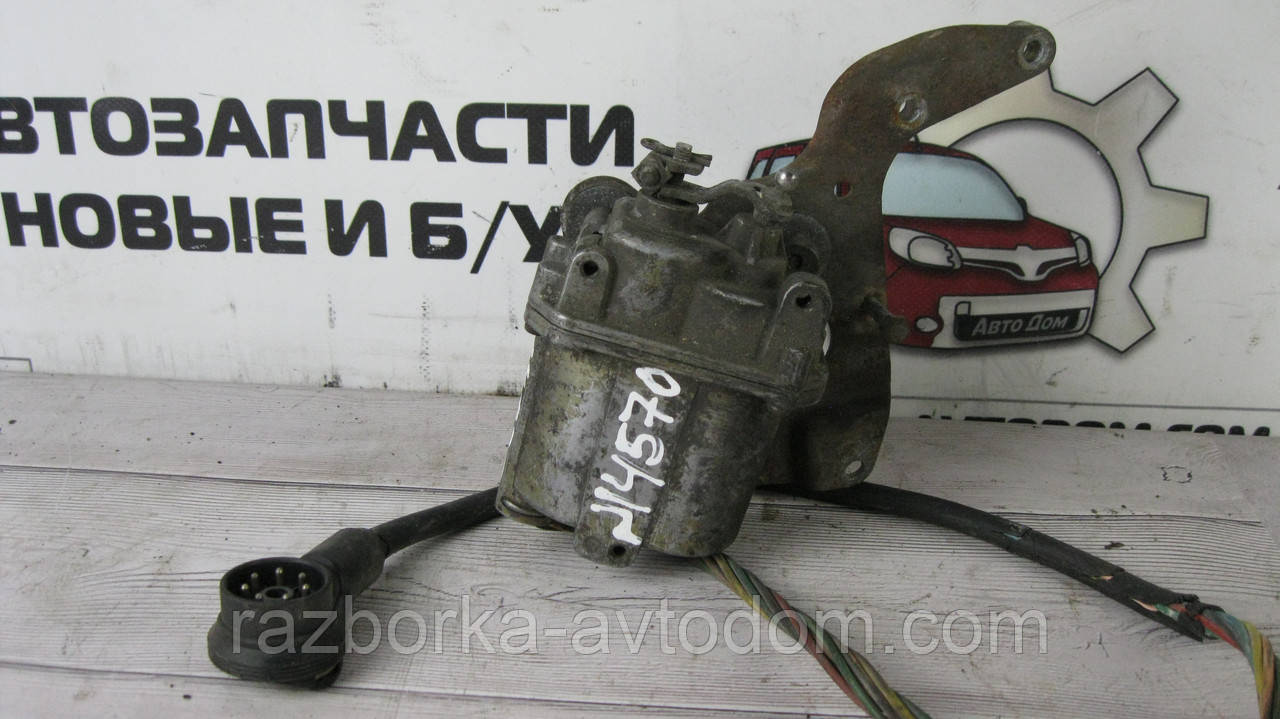 Регулятор/привод круїз контролю Mercedes W126 (1979-1991) OE:0035455032