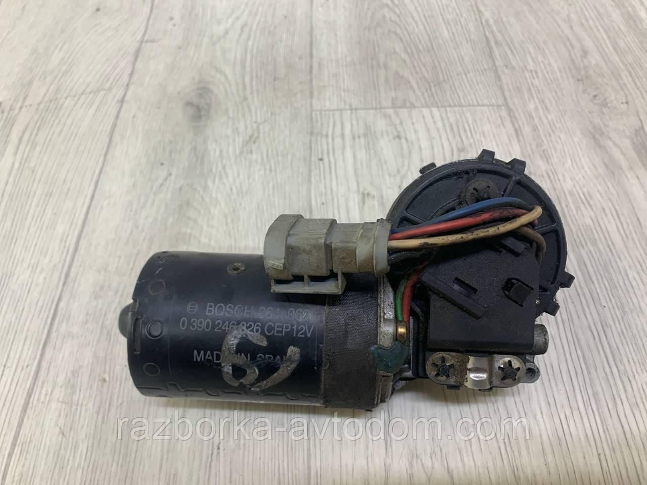 Мотор склоочисника переднього Renault 19 II (92-95) ОЕ:0390246326