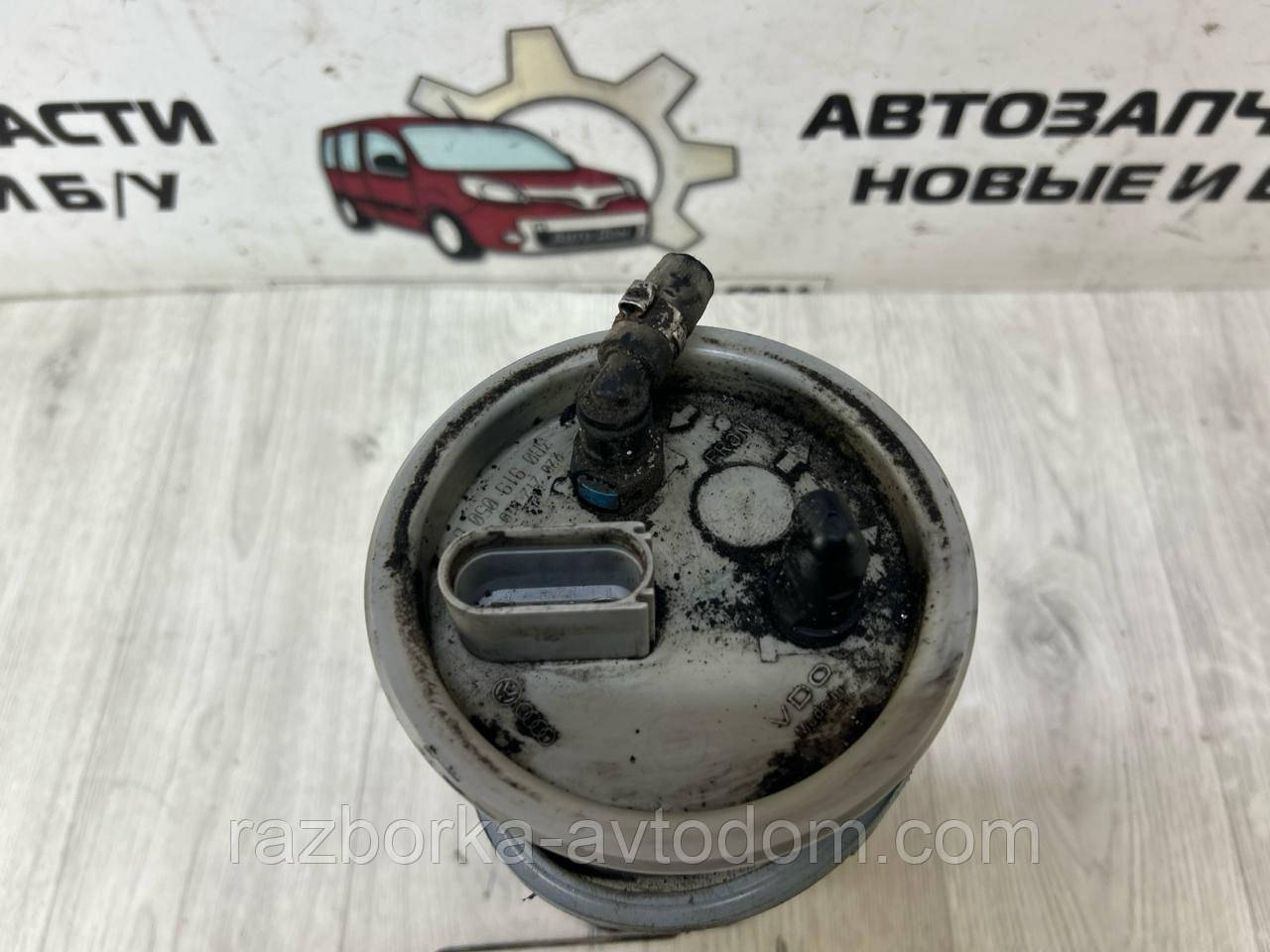 Паливний насос із датчиком (в бак) дизель Skoda Superb (02-08), Octavia, VW Passat B5, Golf 4, Audi A6 OE:3b0919050b, 3b0919050