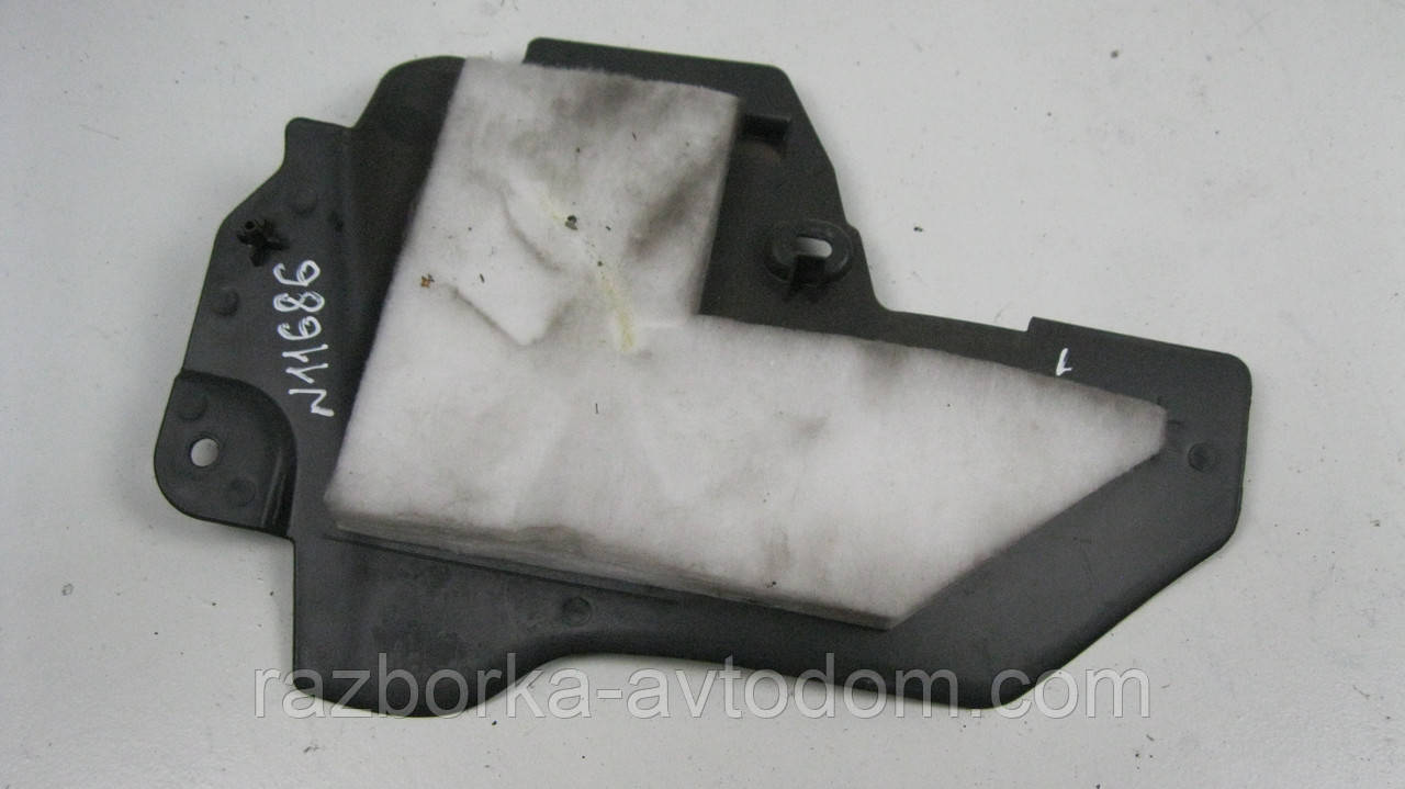 Накладка торпедо ліва Opel Corsa C (2000-2012) OE:13167920