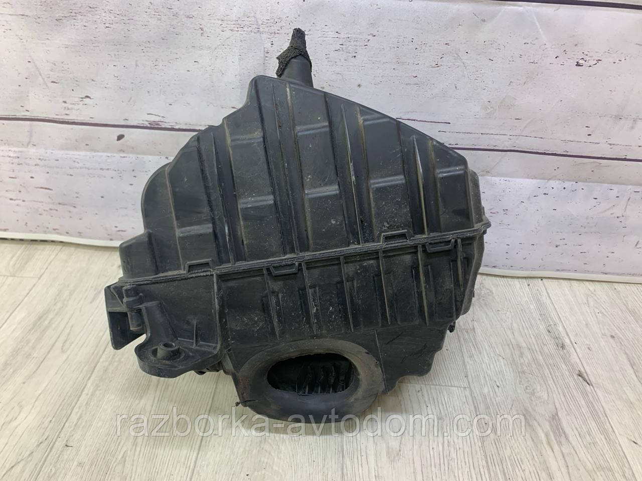 Корпус повітряного фільтра Renault Megane 3, Scenic 3, Fluence OE:8200947663, 820820922