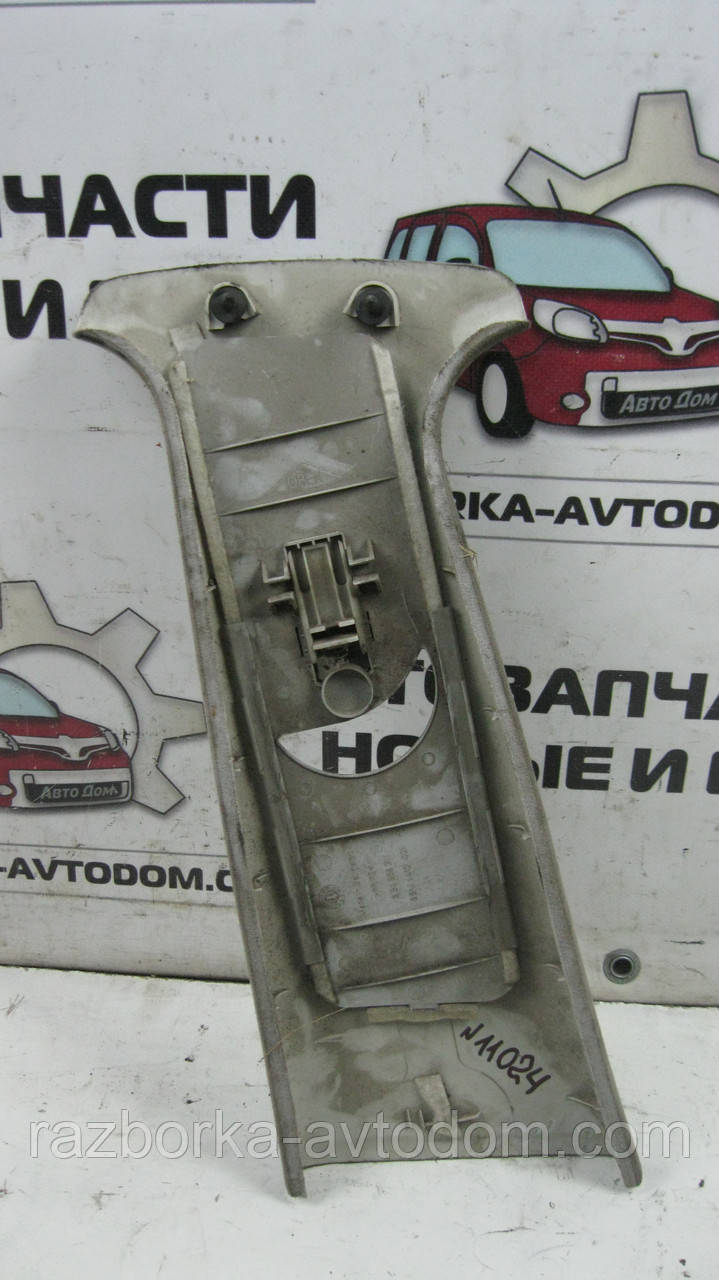 Накладка правої центральної стійки VW Passat B5 (1997-2000) OE:3B0868312