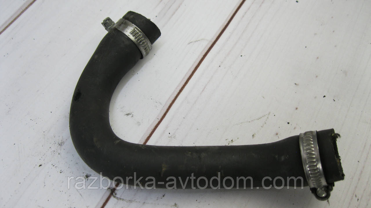 Патрубок системи охолодження Opel Corsa C (2000-2012) OE:93177469