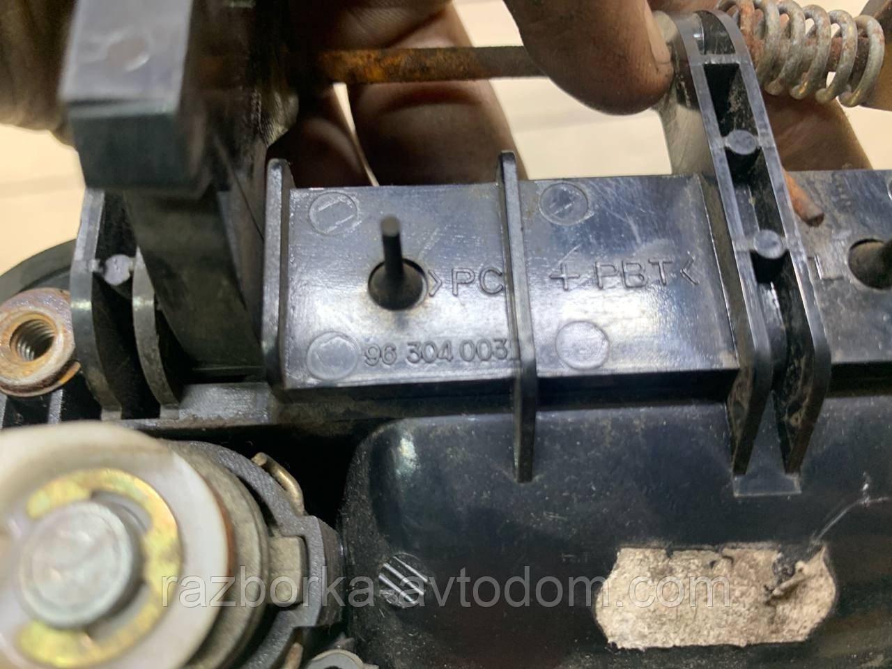 Ручка дверей зовнішня передня ліва Daewoo Lanos / Sens OE:96304003 фото 2
