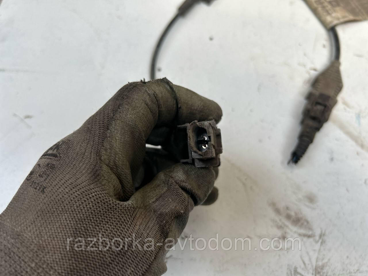 Провідка Датчика ABS АБС переднього Opel Zafira B (2005-2011), Astra H OE:13118565
