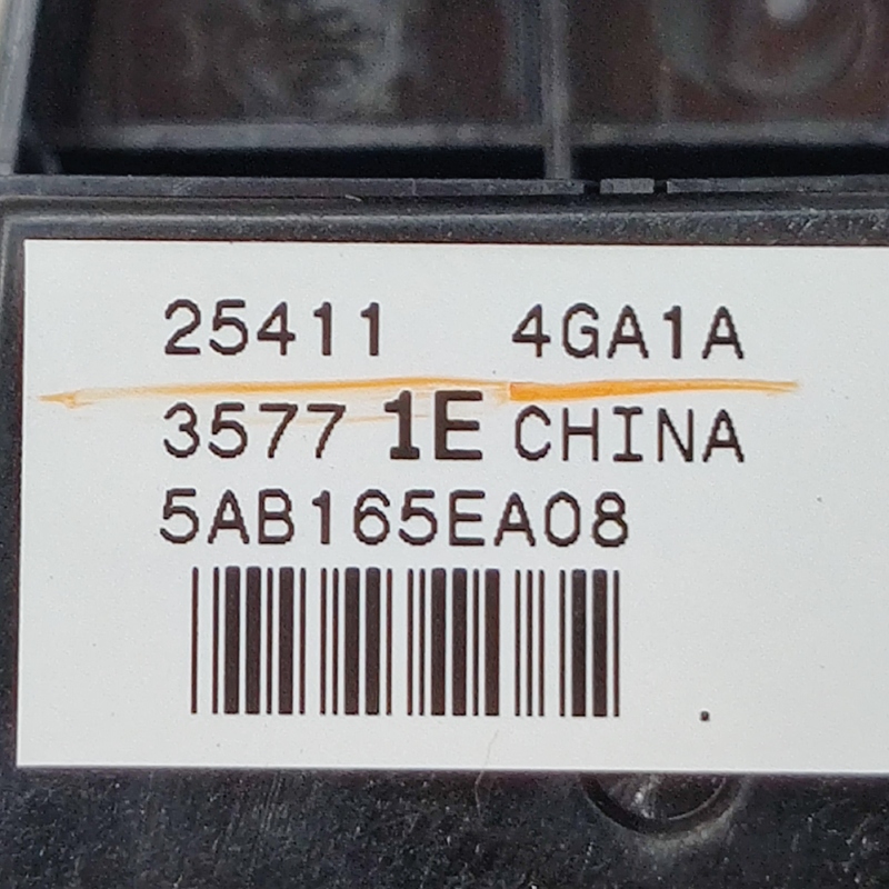 Кнопка склопідіймача Infiniti Q50 13-24 3.0 передня права