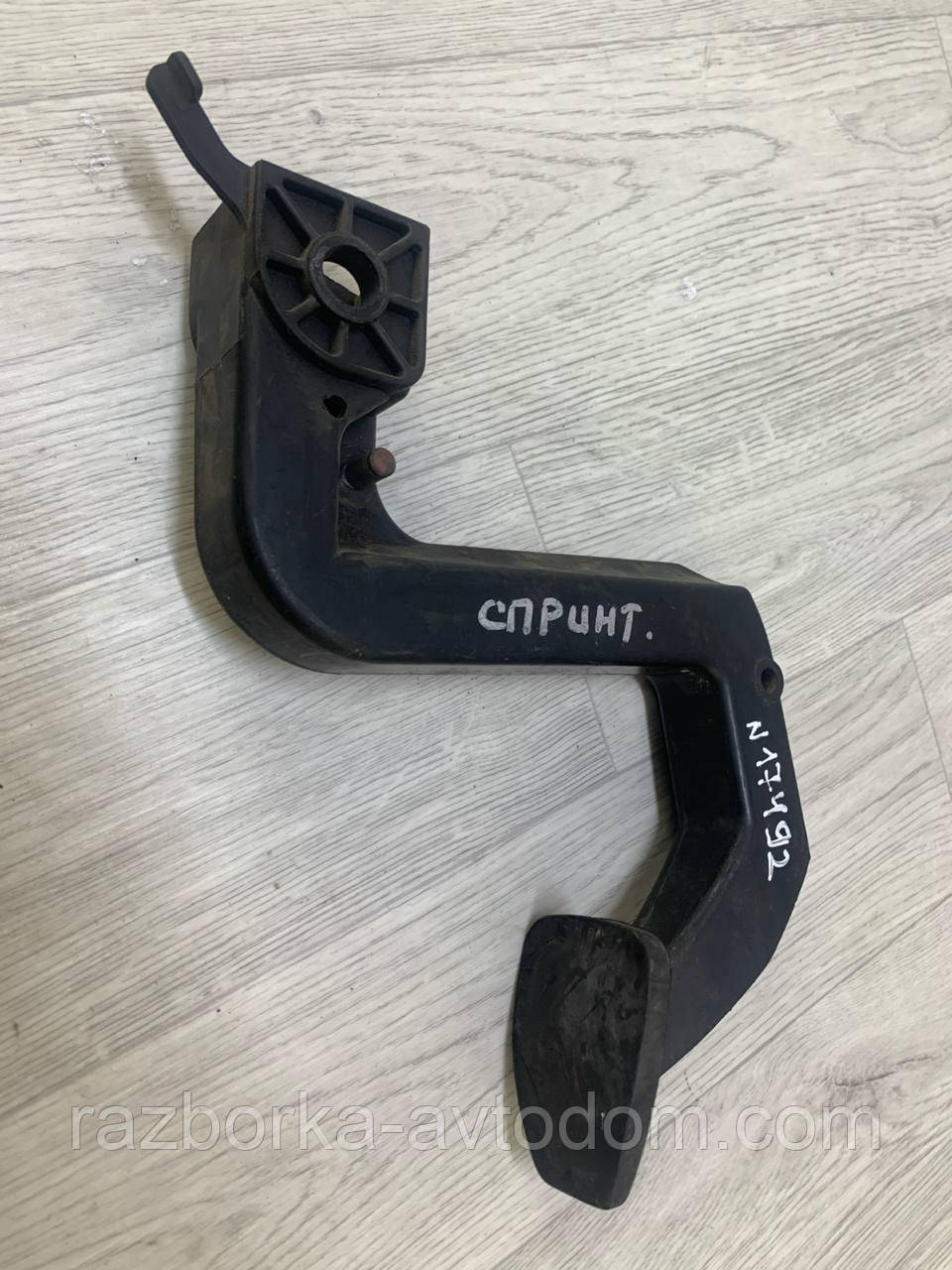 Педаль зчеплення Mercedes Vito W638, Sprinter, OE: A6382900316