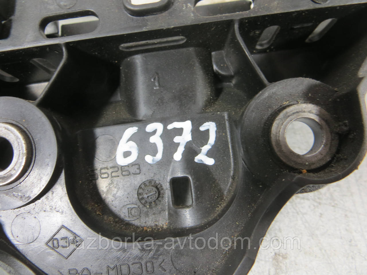 Захист ременя ГРМ зовнішній нижній 1.5DCI RENAULT KANGOO (1997-2013) ОЕ: 8200397012