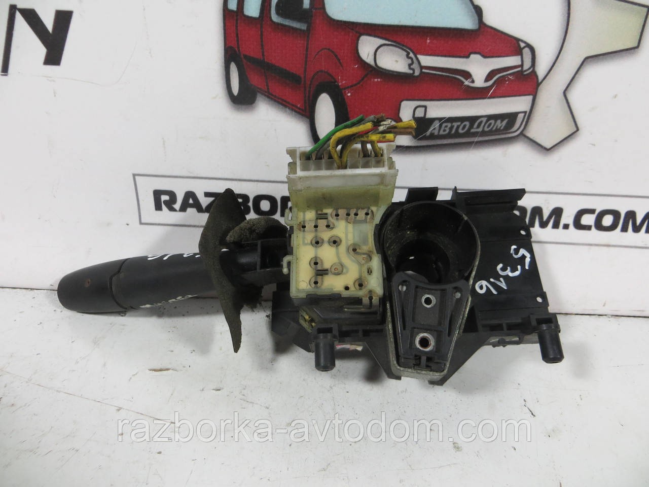 Підрумовий перемикач правий Renault Master (1998-2003) ОЕ: 251614 OE 7701050685