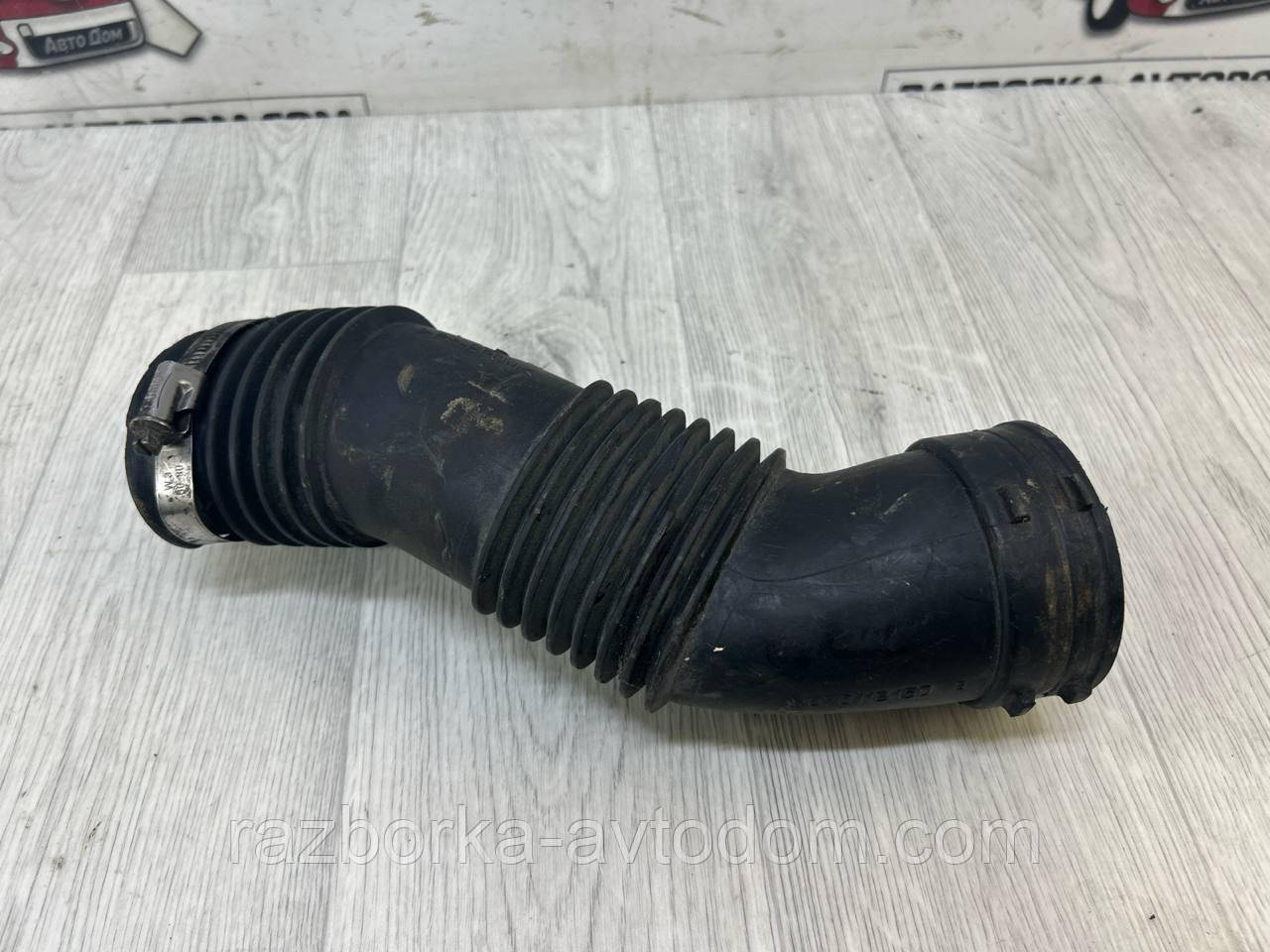 Патрубок повітряного фільтра Ford Mondeo 2.0 TDCI 2007-2014 OE:N07011B150B