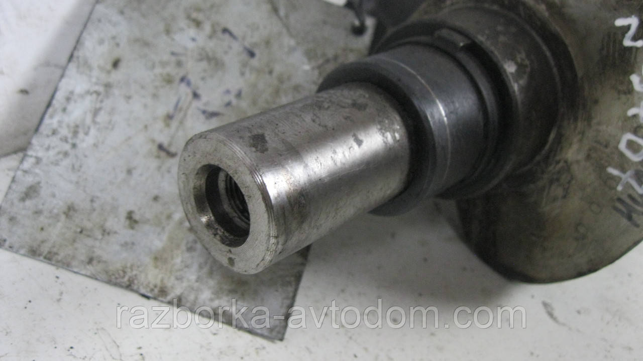Коленвал Nissan Vanette, Serena (1991-2001) 2.0D OE:12200-05E01