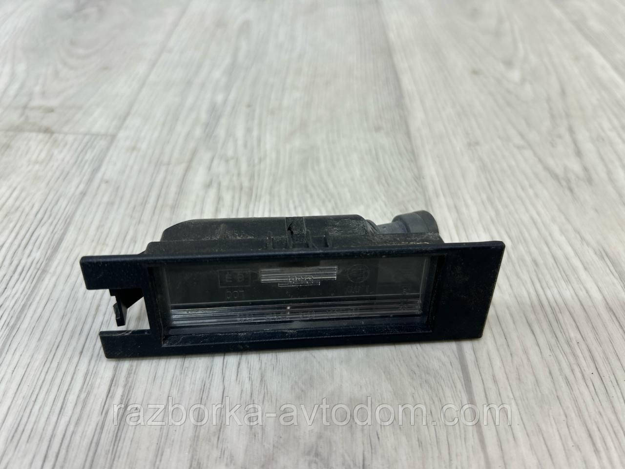 Ліхтар підсвітки номера Opel Corsa C (00-06) OE:09164143