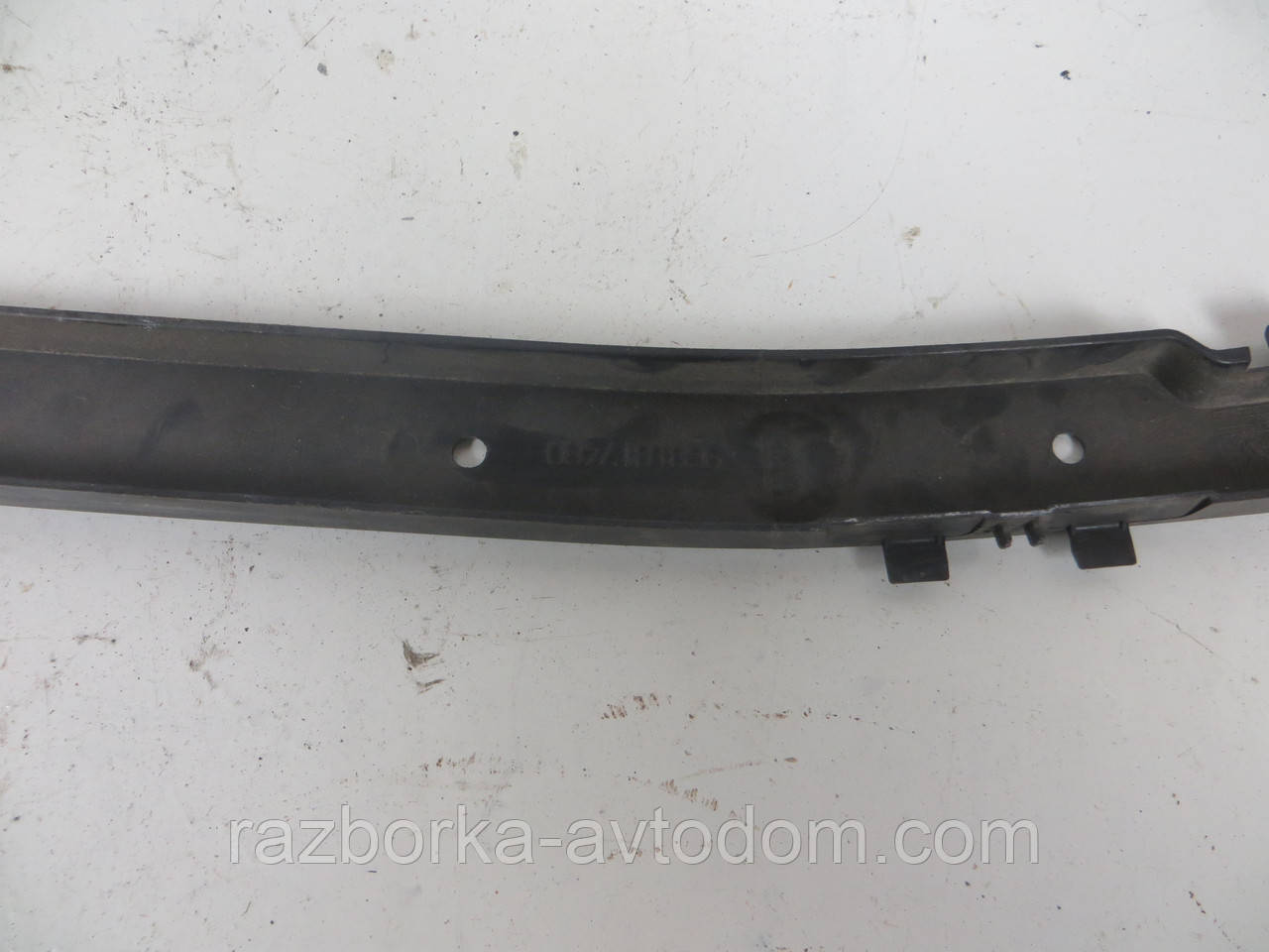 Кронштейн заднього бампера лівий Peugeot Partner, Citroen Berlingo b9 (2008-2022) OE:9681817480
