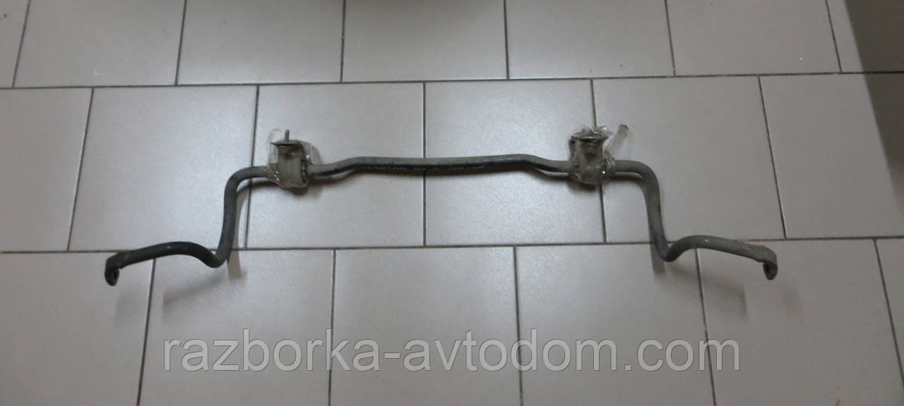 Стабілізатор передній Renault Kangoo (08-13) 8200617861