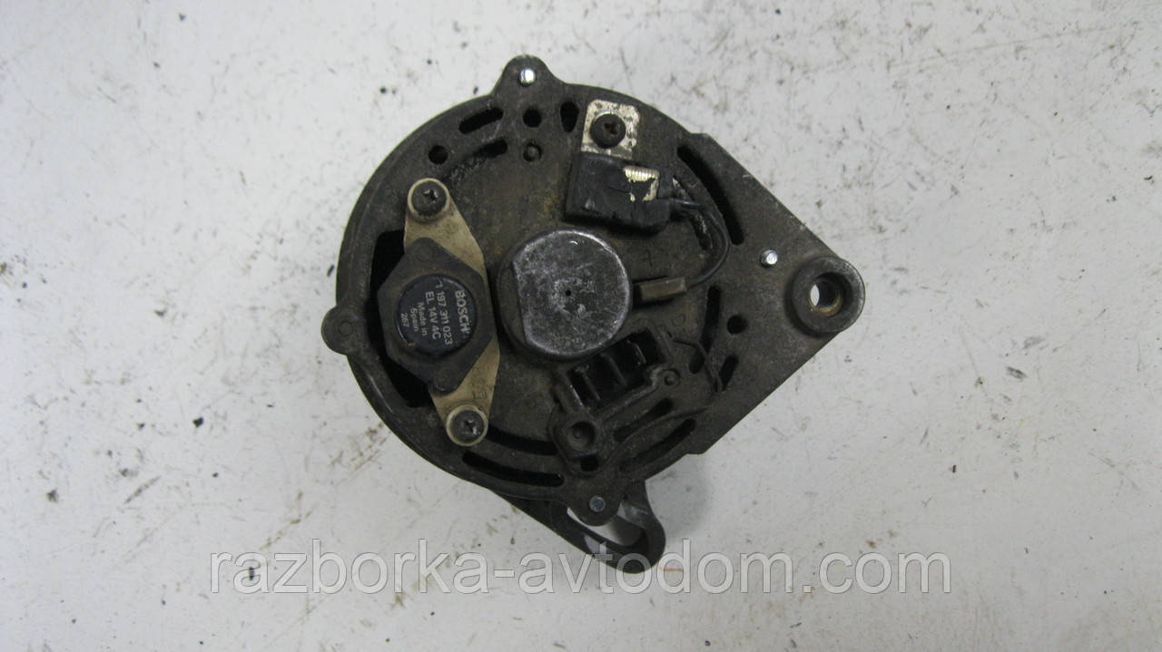 Генератор CA586IR б/у (Bosch) Seat Ibiza, Seat Malaga, Seat Ronda (1 ПАЗ клин) 65 А