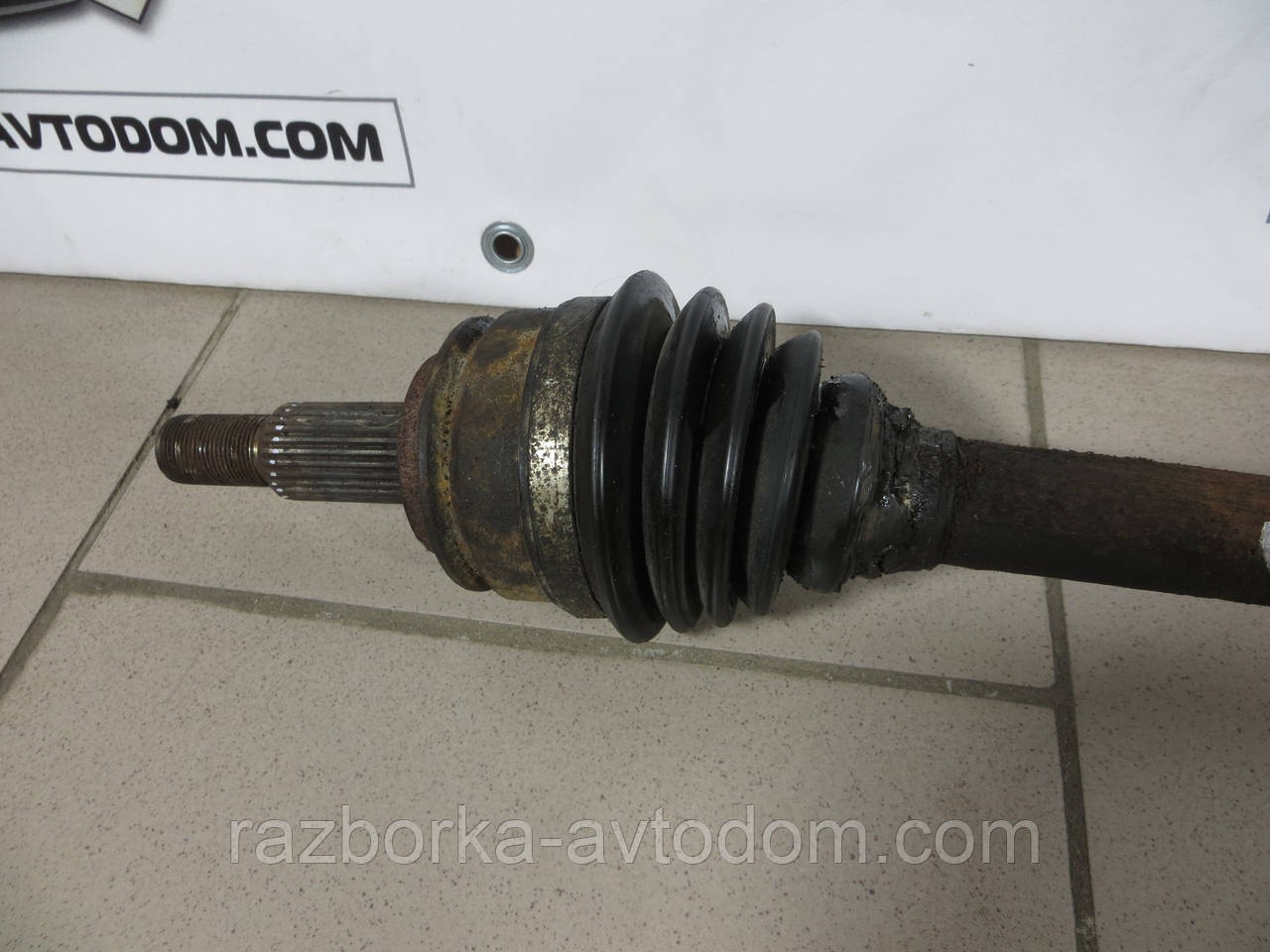 Піввісь права Renault Kangoo (08-13) 1.5dCi 8201235167