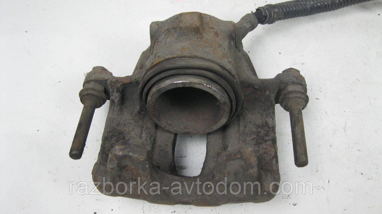 Суппорт передній правий Girling Volvo 440/460 (1987-1996), 480 (1986-1996) OE:3342781
