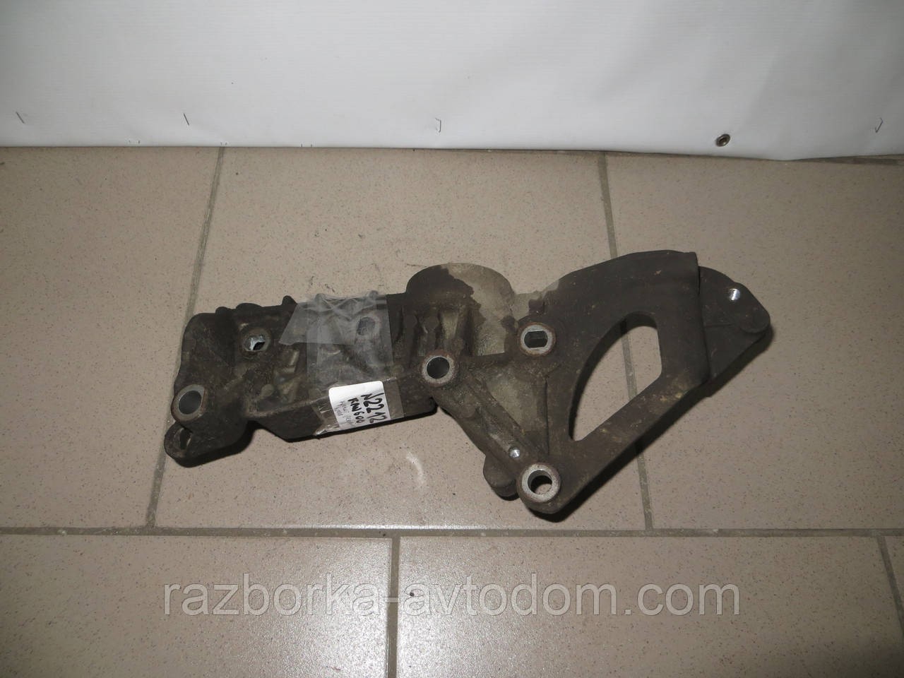 Кронштейн генератора Renault Kangoo 97-08 1.5DCI 8200072727