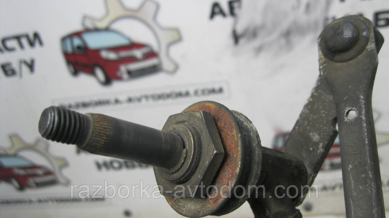 Трапеція двірників Renault Trafic, Opel Vivaro, Nissan Primastar (2000-2014) OE:7701055892