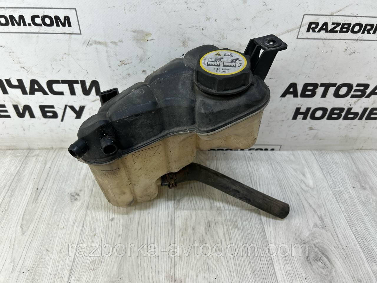 Бачок розширювальний Ford S-Max (06-15, Mondeo (07-11), Volvo cx60, cx70 OE:6g918k218d2l4a