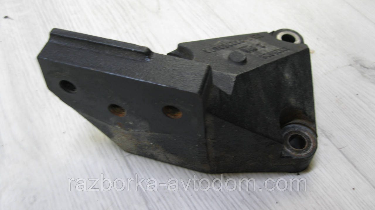 Кронштейн двигуна правий Opel Zafira B (2005-2010) 1,7CDTI OE:13125628 фото 2