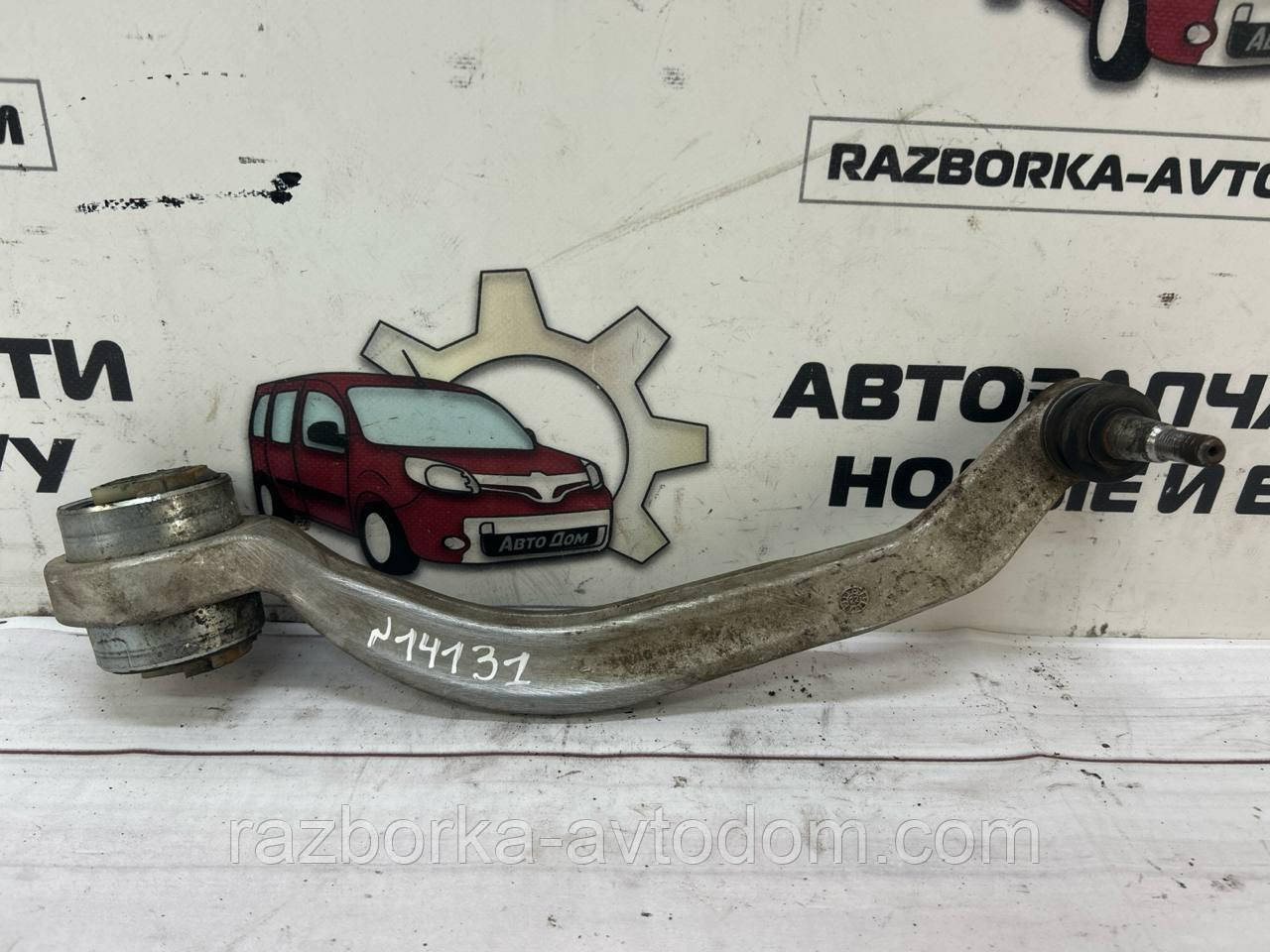 Важіль передній лівий нижній (ззаду) VW Passat B5 (97-05), Skoda SuperB 1, Audi A4, A6, A8 OE: 8E0407693Q