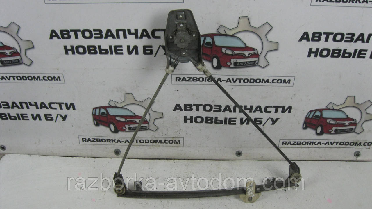 Склопідіймач передній правий (механічний) VW Passat B2 (1980-1988) OE:321837400