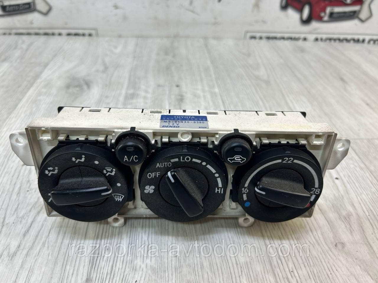 Блок керування пічкою (з кондиціонером AC) Toyota Avensis T22 (2000-2003) OE:55900-05090