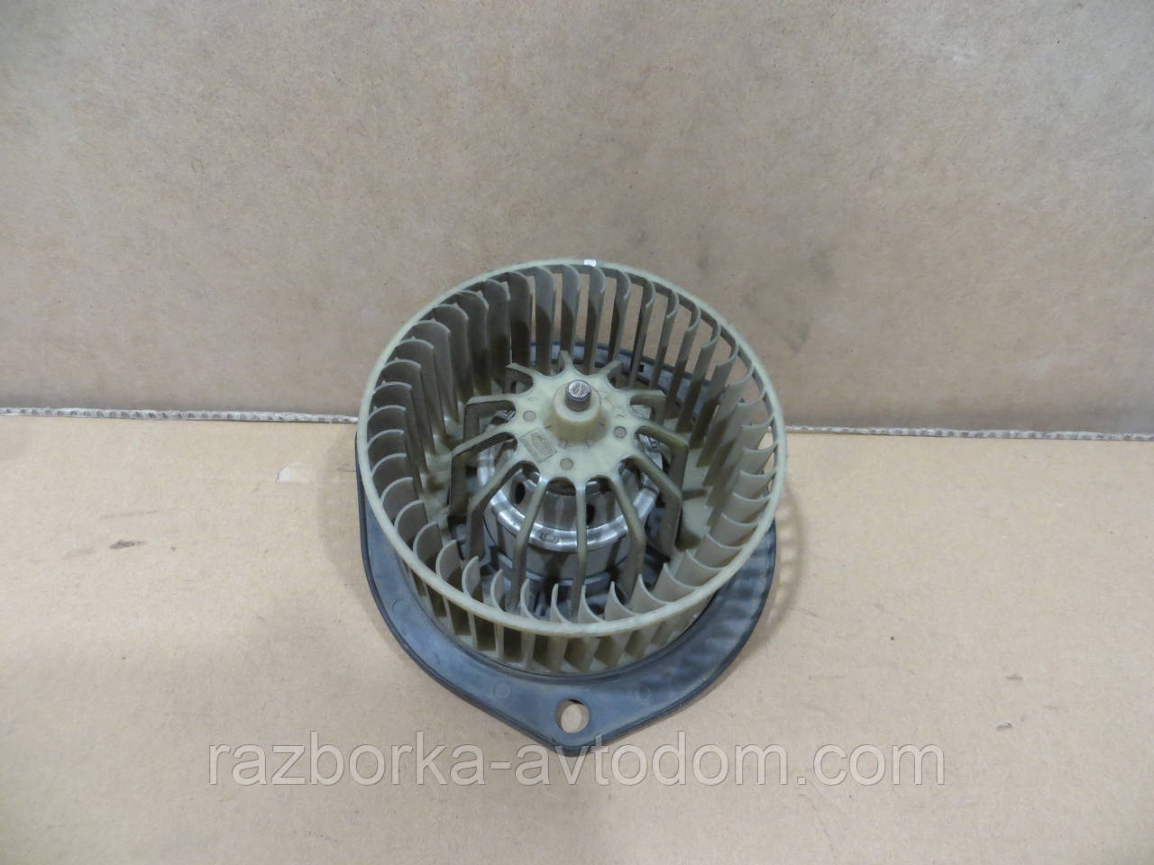 Вентилятор опалювача Lancia Y10 (85-95) OEM 78518452