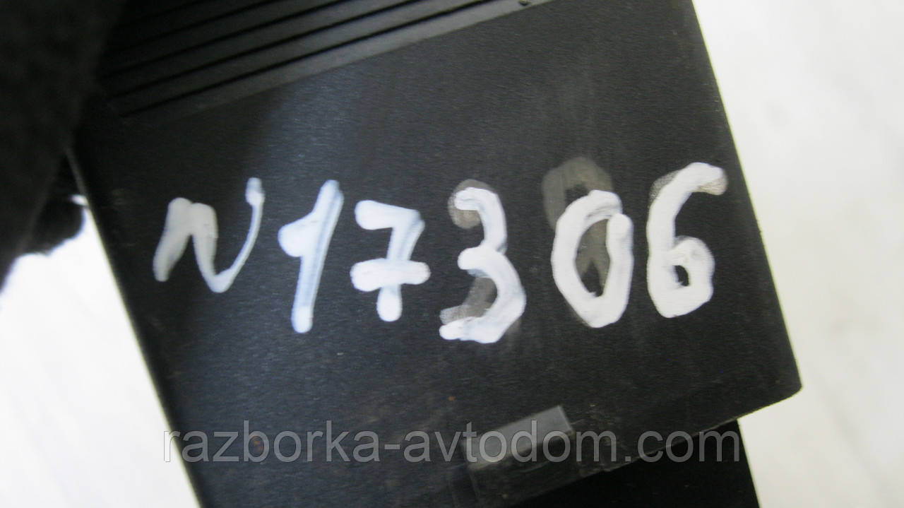 Блок реле світла фар Mercedes Vito W638 (1996-2003) OE: A0165452632