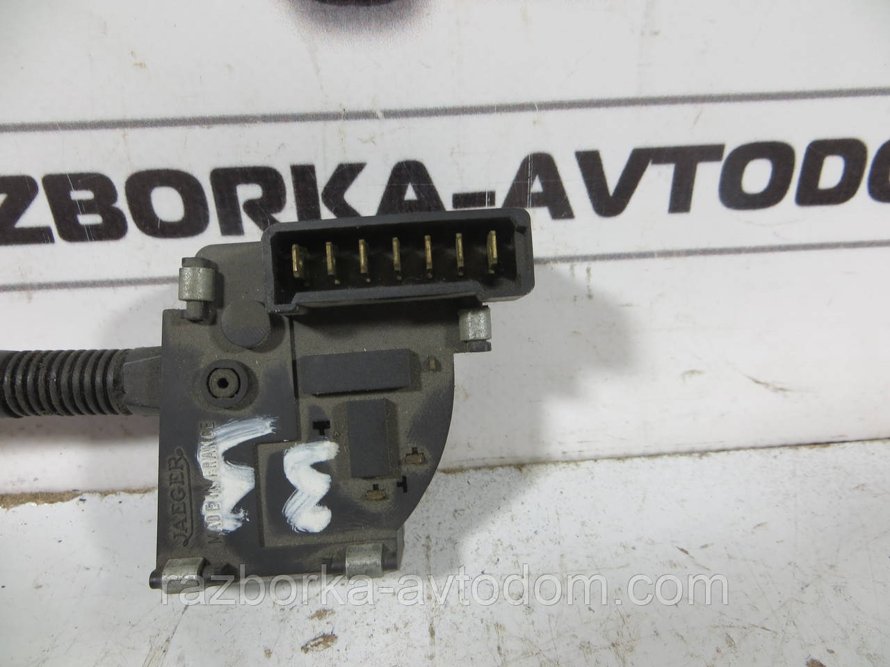 Підкермовий перемикач правий Citroen BX OEM 33582001