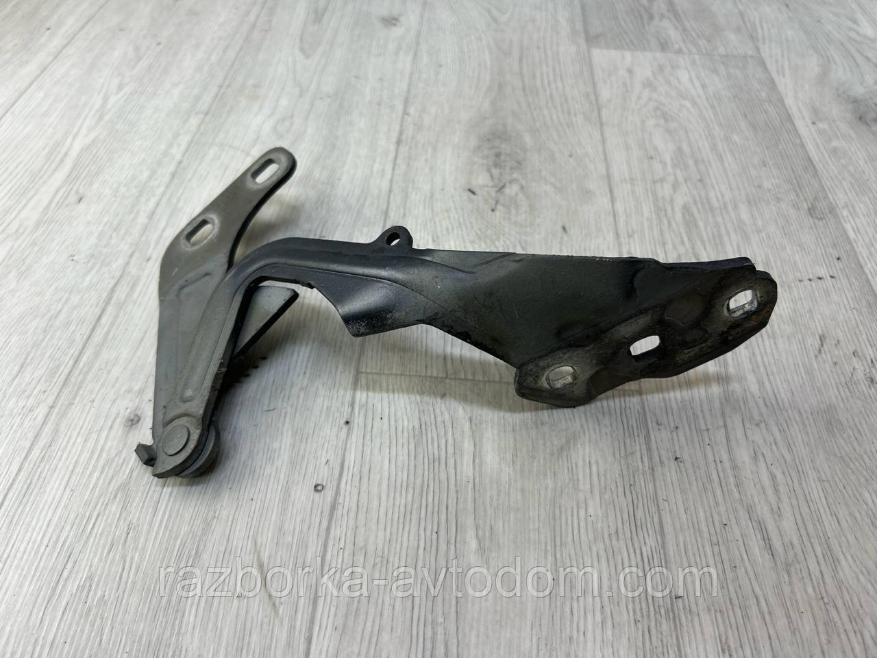 Петля капота ліва FORD MONDEO MK4 (2007-2014) OE:7s7aa16801af