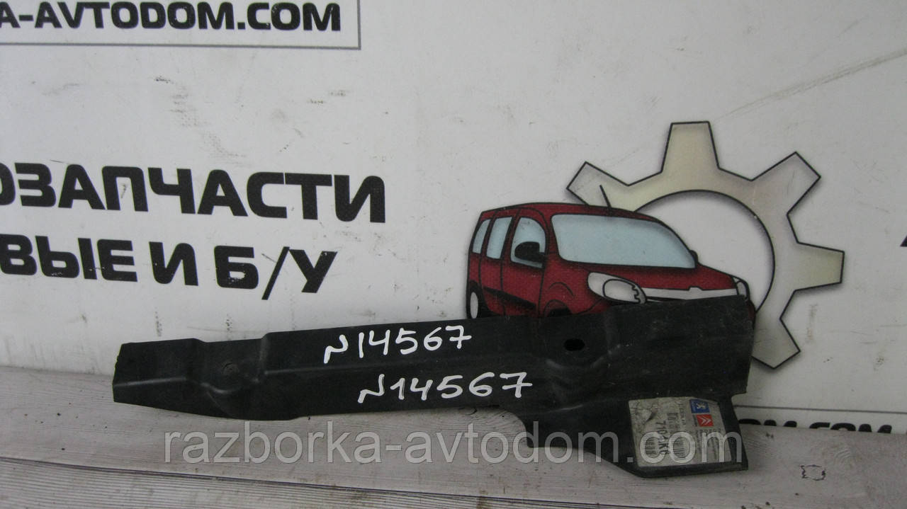Дефлектор радіатора лівий Peugeot 307 (01-05), Citroen C4 (04-08) OE:7104.k6, 9640057880