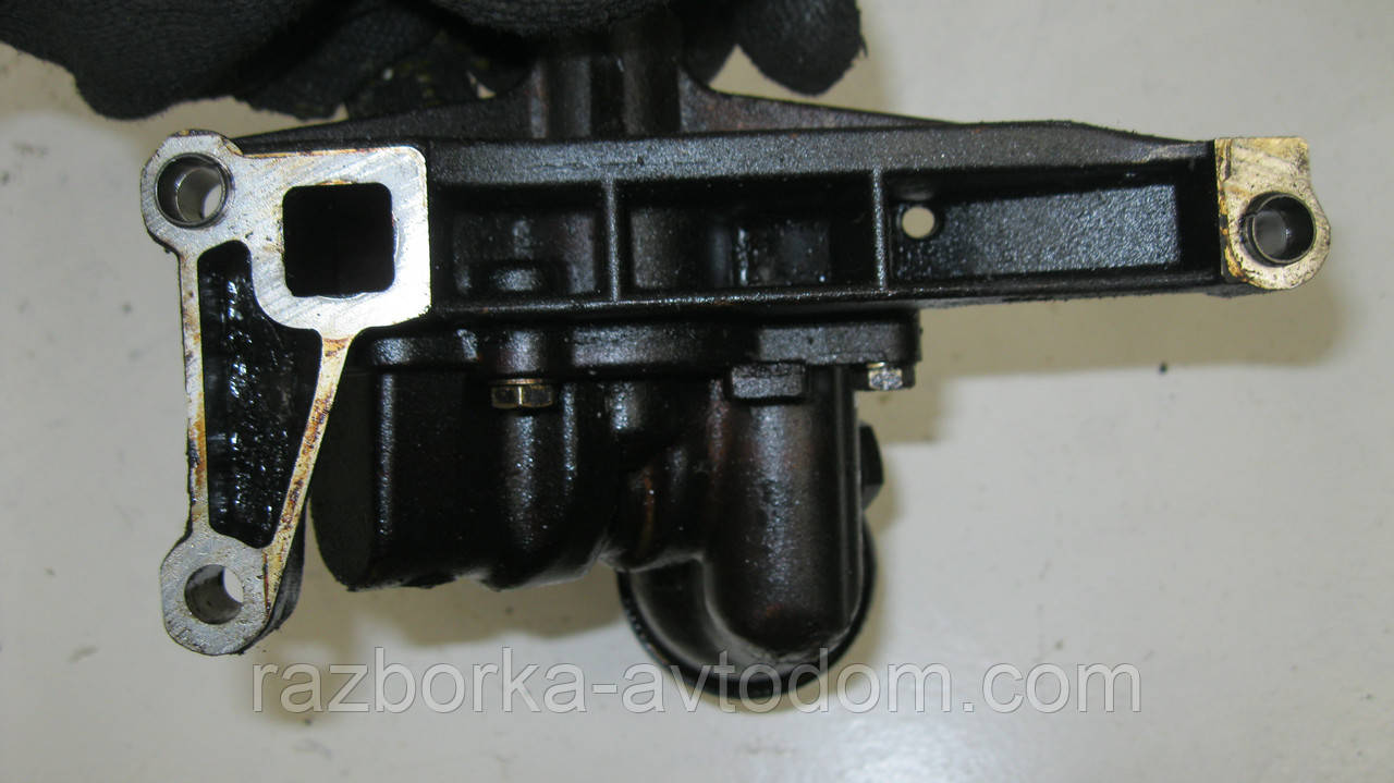 Оливний насос Mercedes W202 (1993-2000), W124 (1984-1993), W210 (1995-2003) 1.8 OE: 1111810120