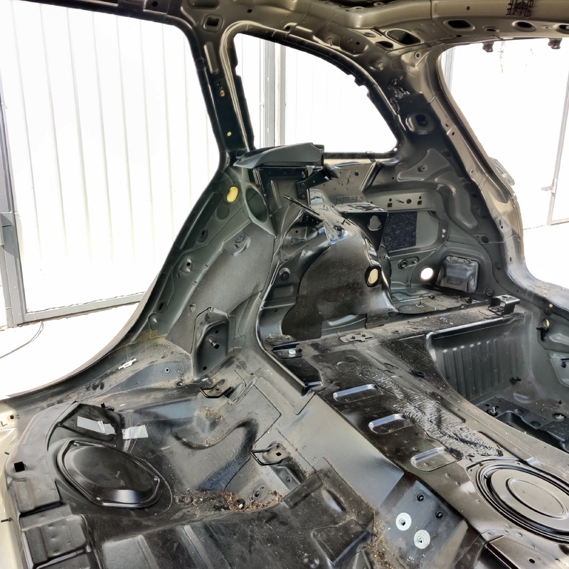 Четверть задня права Audi A4 B8 (07-15) 2.0 Дизель
