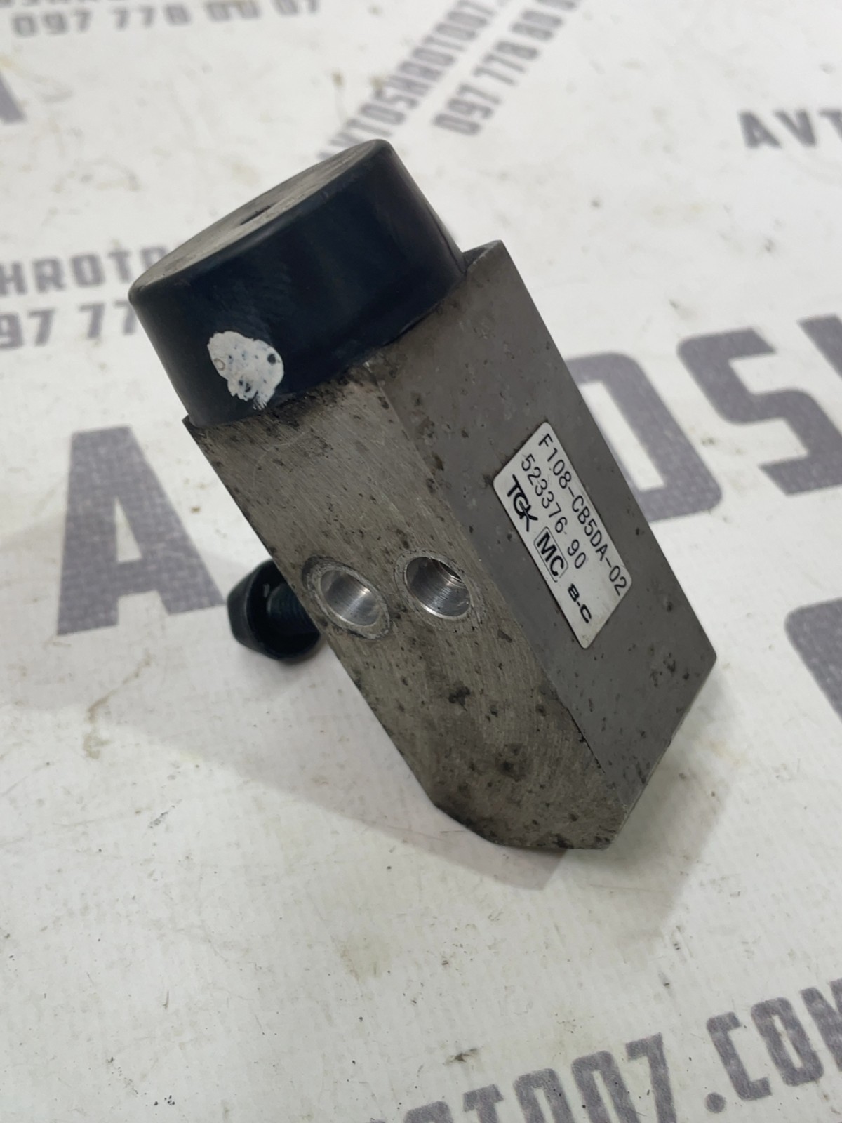 Клапан кондиціонера Hyundai Accent (06-10) 1.5D F108CB5DA02