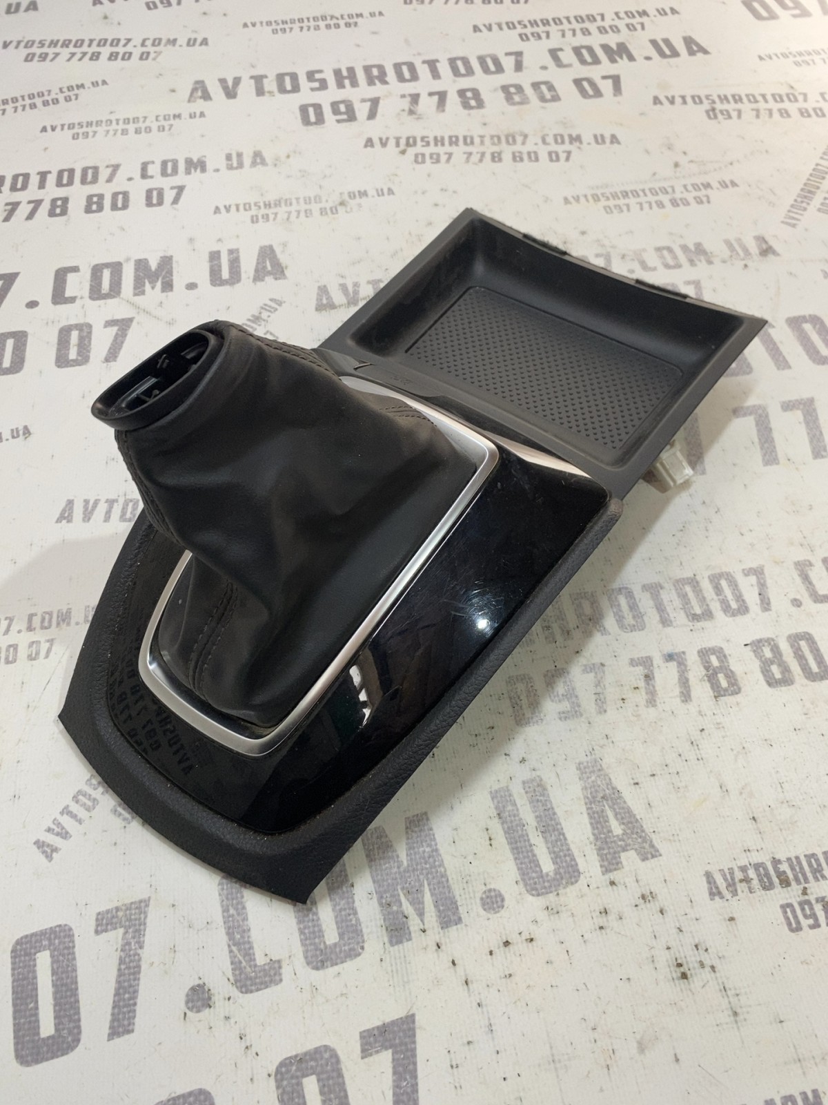 Кожух куліси КПП Nissan Rogue T32 OEM 76L131 фото 2