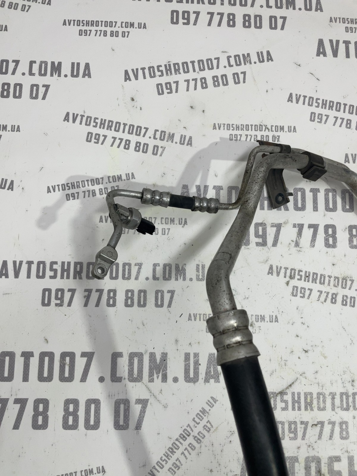 Трубка кондиціонера Hyundai Accent 3 (05-11) 1.5 дизель