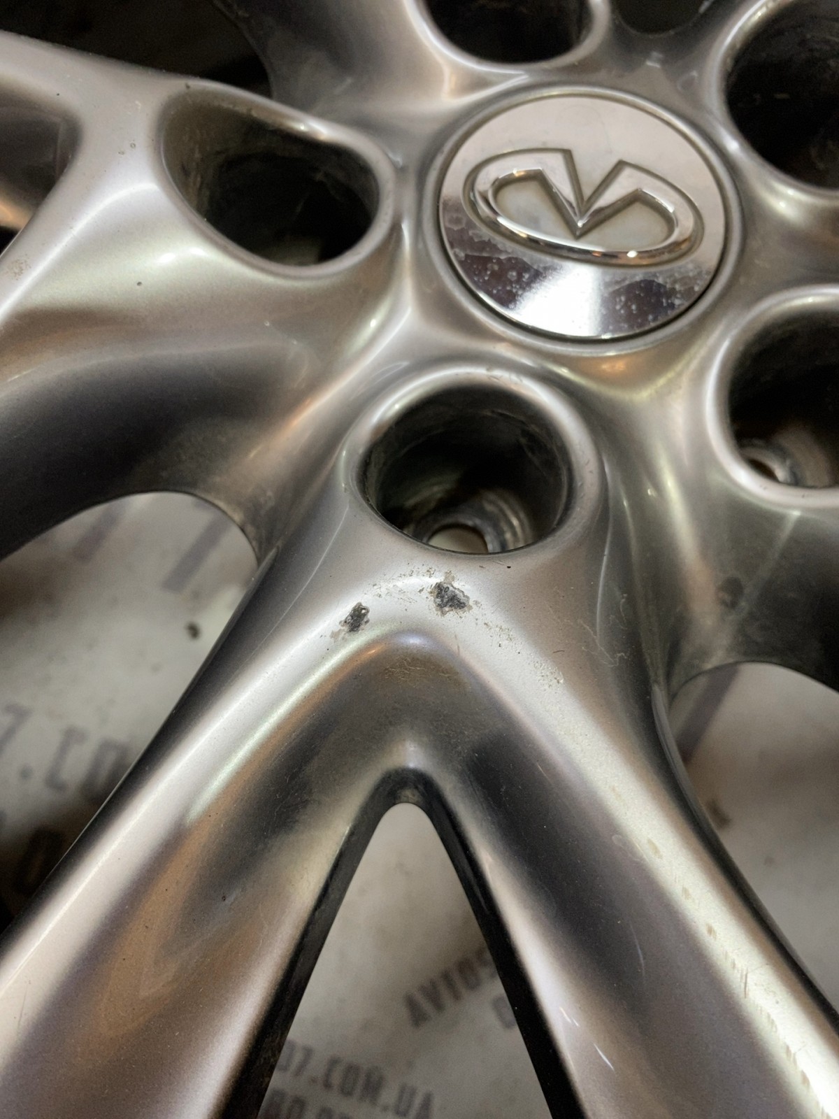 Комплект литих дисків 5х114.3 R18 Infiniti QX60 403003JA2A