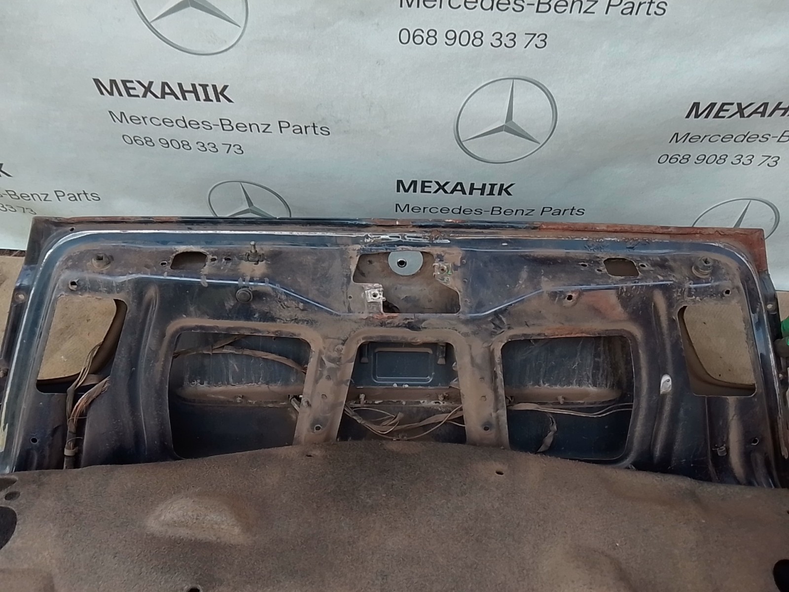 Кришка багажника Mercedes-Benz E-Class W210