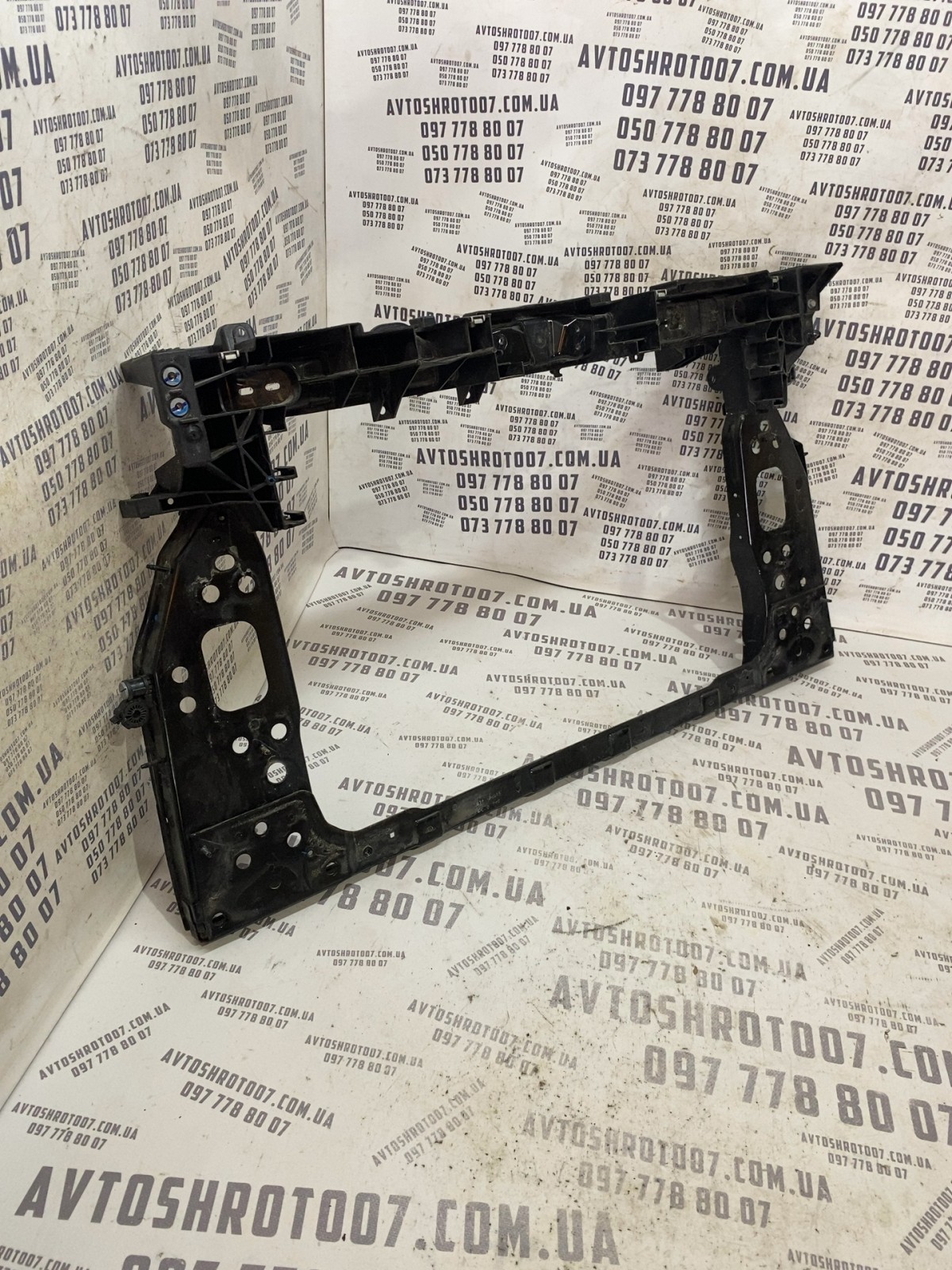 Рамка телевізора передня Jeep Compass MP 68243736AD