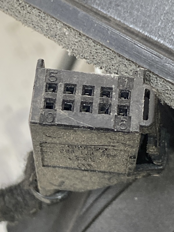 Куліса КПП VW Passat CC 35 (08-16) OEM 3AB713023H