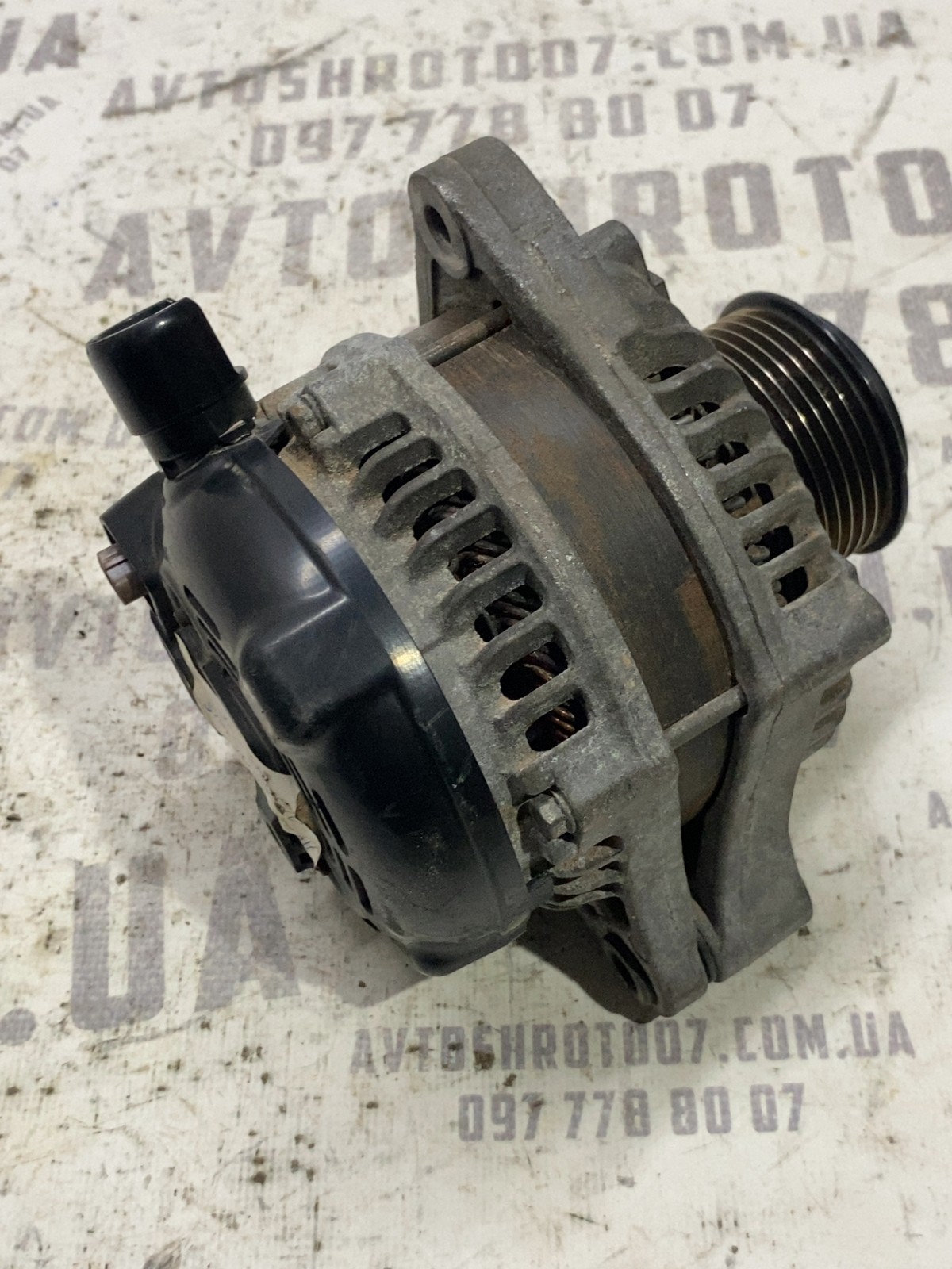 Генератор Acura RDX 2 (12-18) TN1042101890
