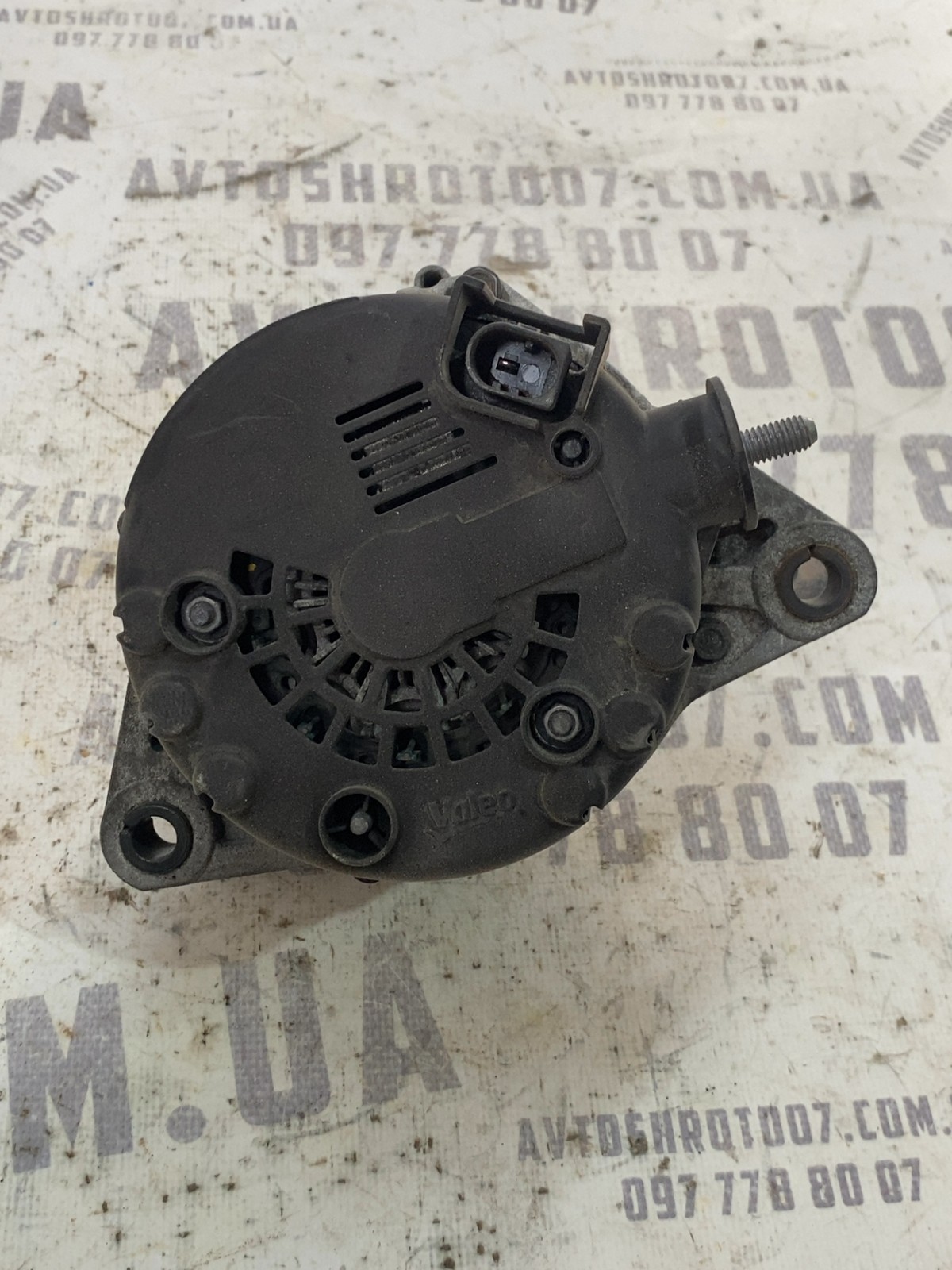 Генератор Kia Sportage 4 (15-21) 373002F350